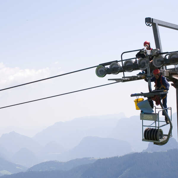 01_berufe-bei-seilbahnen-und-liften_maschinist_03