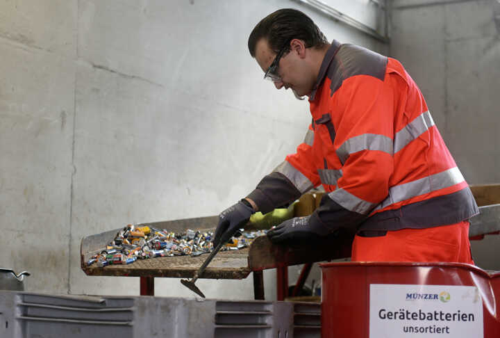 Entsorgungs- und Recyclingfachmann/-frau_3