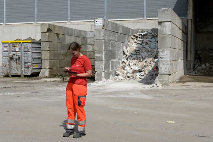 Entsorgungs- und Recyclingfachmann/-frau_4