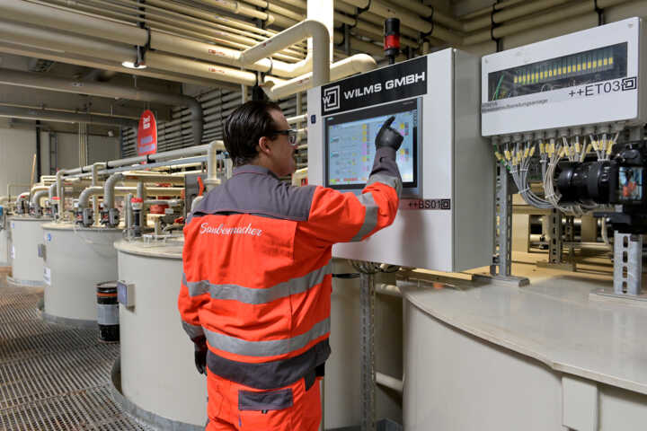 Entsorgungs- und Recyclingfachmann/-frau_6