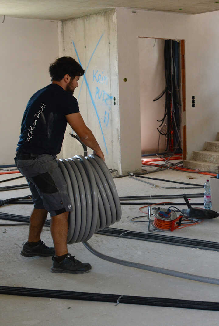 Installations- und  Gebäudetechniker_in - Heizungstechnik (6)