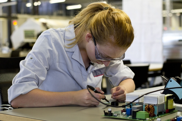 AMS Berufslexikon - ElektronikerIn - Hauptmodul Angewandte Elektronik